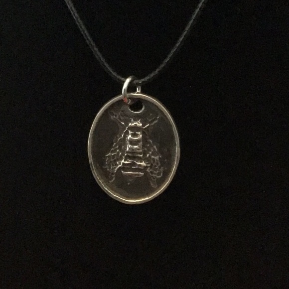 JRPeck13 Jewelry - Sterling Silver Bee pendant